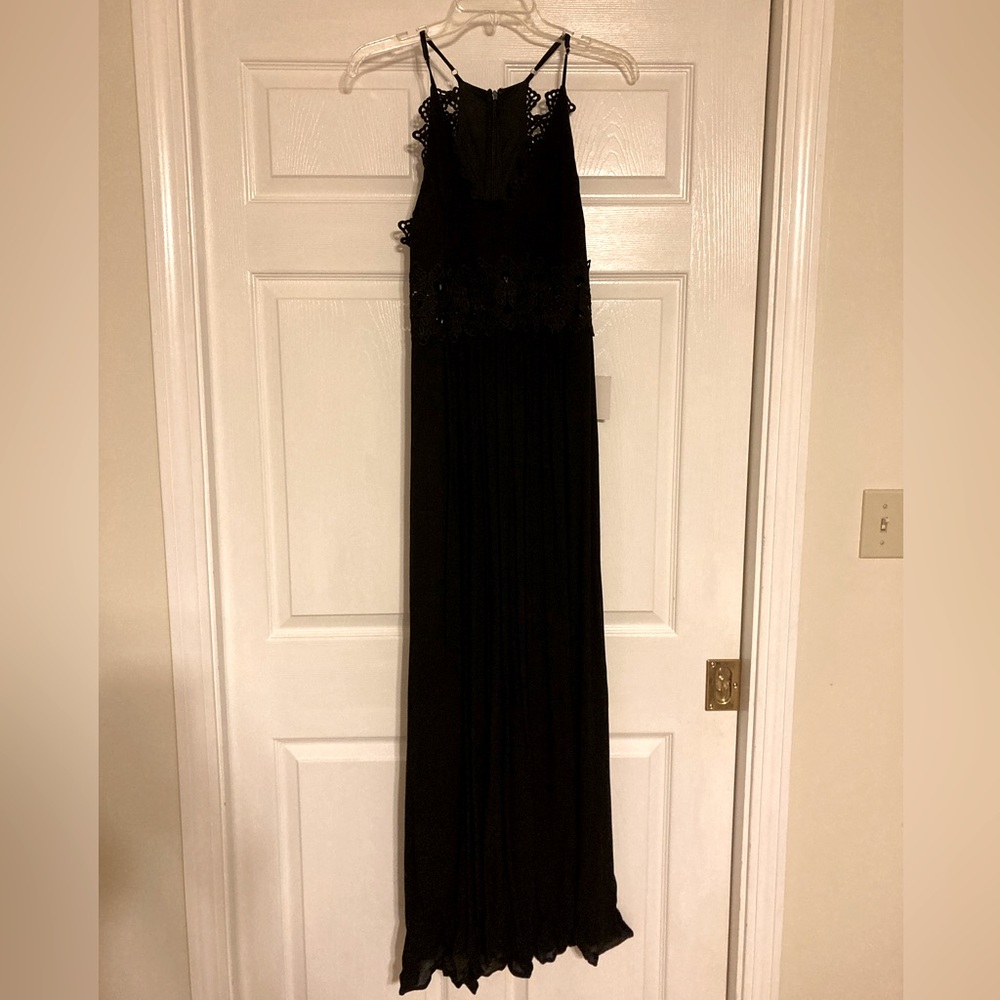 Beautiful Flattering Dress with subtle cutouts